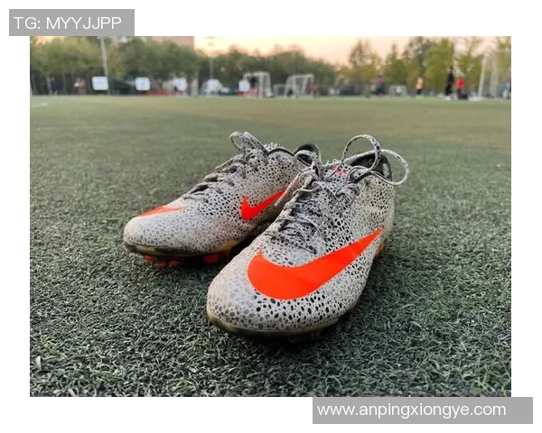 刺客球星专属推荐顶级足球鞋助力提升场上表现