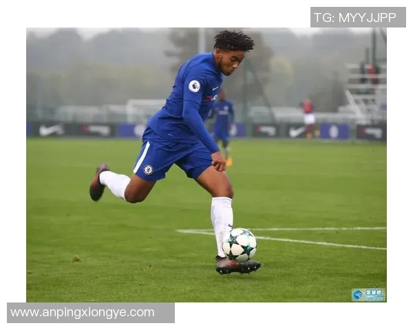 智利足球球星背后隐藏的编号故事与传奇人物的成长轨迹